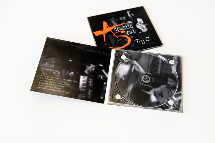 Digipack με 2 πάνελ — ροκ άλμπουμ